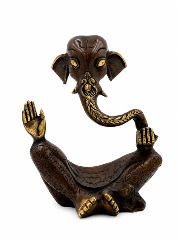 DIVINE CURVE GANESHA